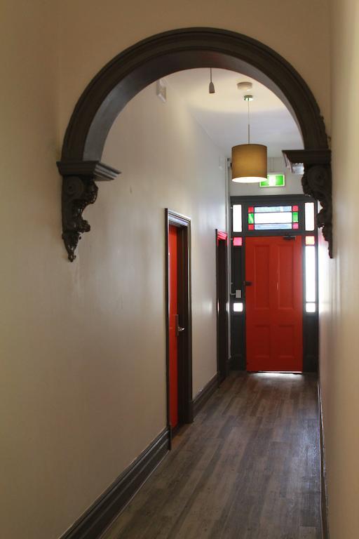 פרת'' Haus Accommodation - Note - Valid Passport Required To Check-In מראה חיצוני תמונה