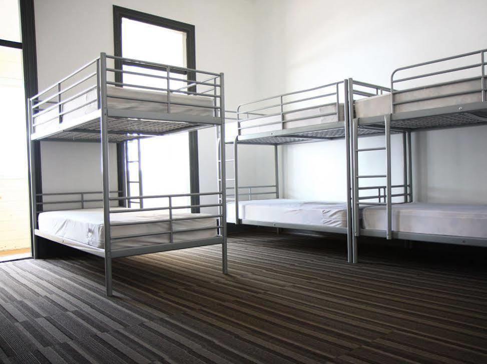 פרת'' Haus Accommodation - Note - Valid Passport Required To Check-In מראה חיצוני תמונה